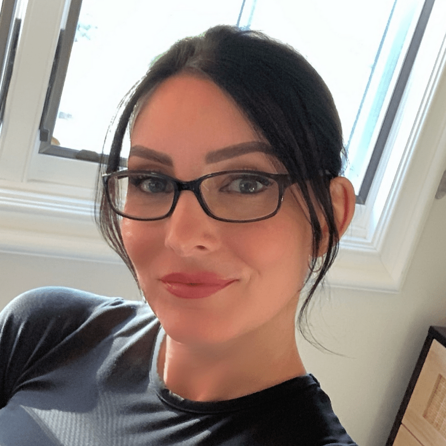 Kimberly Hrezo